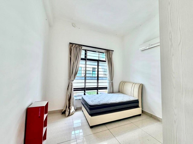 Nusa Bestari (Bestari Height) - Double Storey Cluster / Simple Renovation in Good Condition / Gated & Guarded - Thumbnail 8