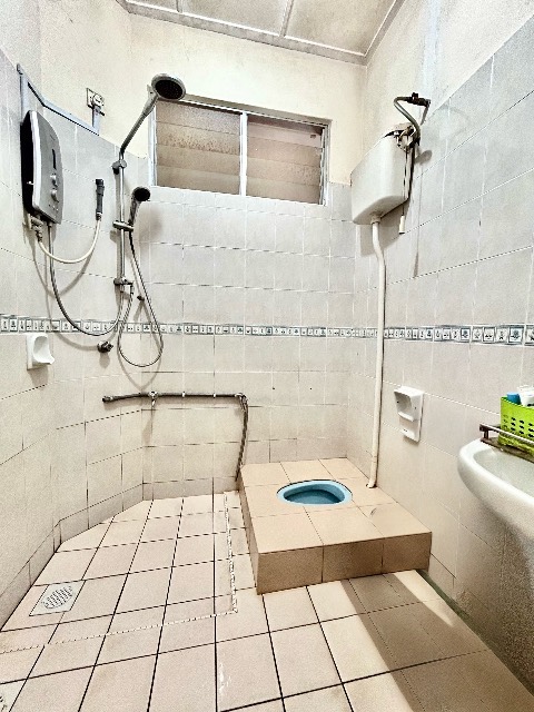 Bukit Impian - Single Storey Terrace / Simple Renovation / Unblock View More Parking - Thumbnail 19
