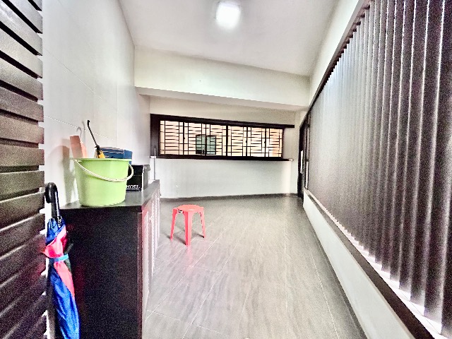 Taman Daya (Casa Tebrau Apartment) - Super Large Built Up / Fully Renovated & Well Maintained / Gated & Guarded
