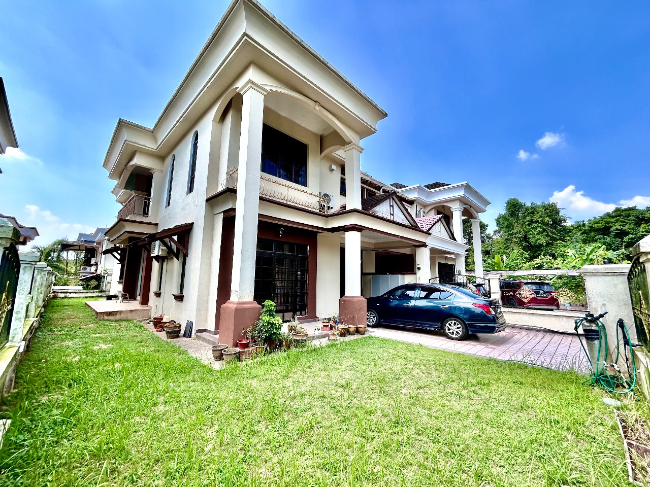 Taman Perling (D’Utama) - Double Storey Semi Detached / Renovated & Unblock View / Beside Highway to JB Town & Tuas - Photo 1