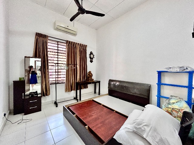 Kota Masai - Single Storey Cluster with 10ft Side Land / Well Maintained / Gated & Guarded - Thumbnail 6