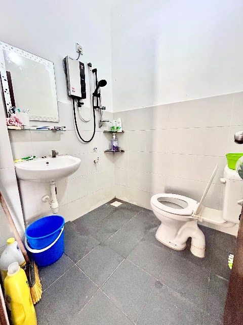Kota Masai - Single Storey Cluster with 10ft Side Land / Well Maintained / Gated & Guarded - Thumbnail 17