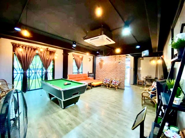 Bukit Indah - Double Storey Terrace / Corner Lot with Extra Land / Fully Renovated & Extended - Thumbnail 4