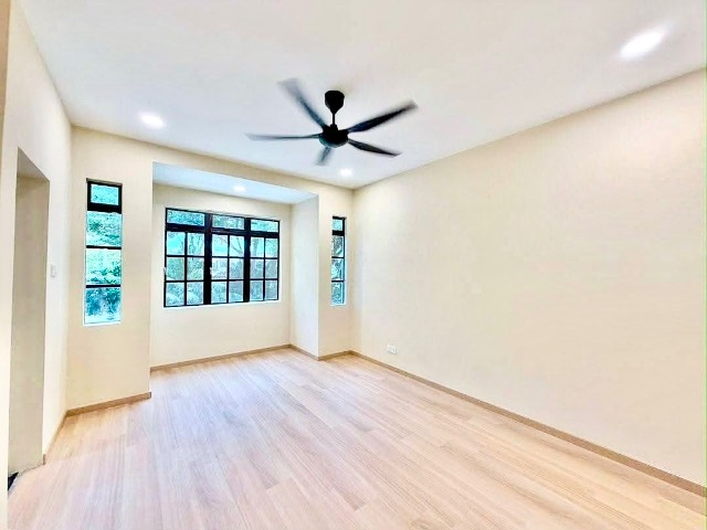 Bukit Indah - Double Storey Terrace / Fully Renovated & Extended / Unblock View - Thumbnail 6