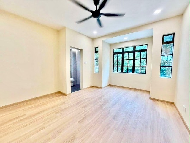 Bukit Indah - Double Storey Terrace / Fully Renovated & Extended / Unblock View - Thumbnail 7