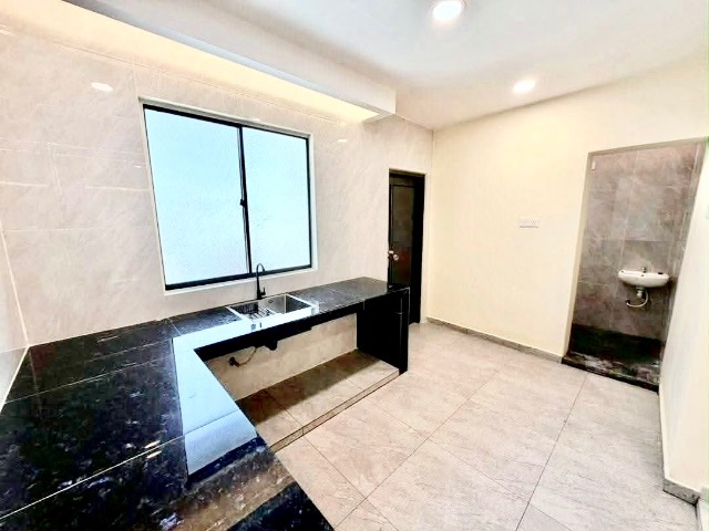 Bukit Indah - Double Storey Terrace / Fully Renovated & Extended / Unblock View - Thumbnail 13