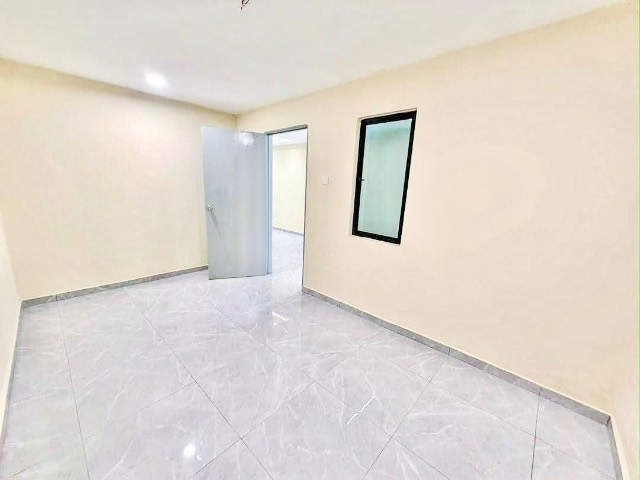 Bukit Indah - Double Storey Terrace / Fully Renovated & Extended / Unblock View - Thumbnail 12