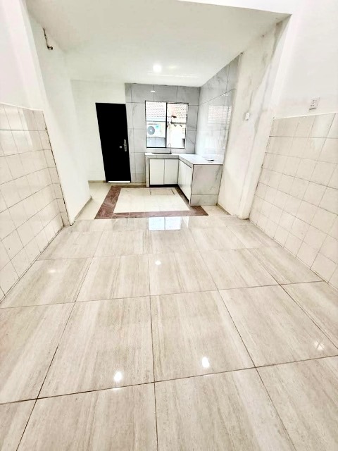 Bukit Indah - Single Storey Terrace / Renovated & Extended / 5 mins to Tuas Highway - Thumbnail 9