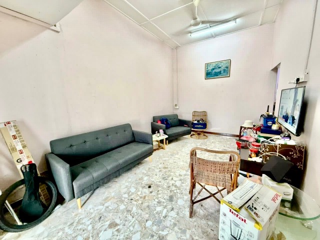 Taman Sentosa - Single Storey Terrace / Right Opposite of Restaurants / 10 mins to CIQ