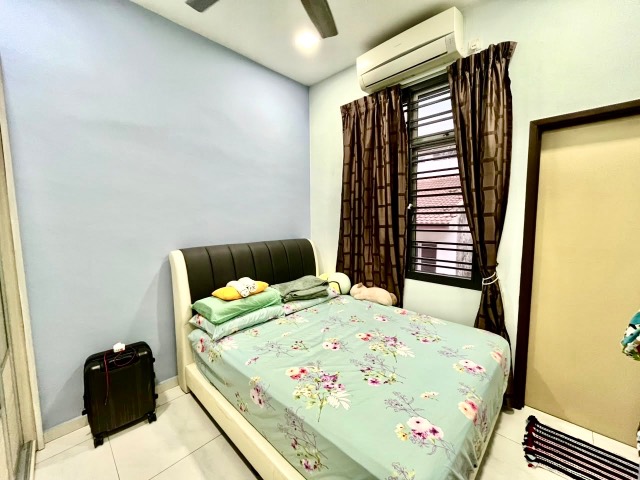 Sierra Perdana - Double Storey Terrace / Renovated & Well Maintained / Gated & Guarded - Thumbnail 3