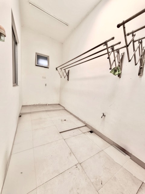Ehsan Jaya - Double Storey Terrace / Rare Super Long Unit / Extended with MBJB Approval - Thumbnail 12