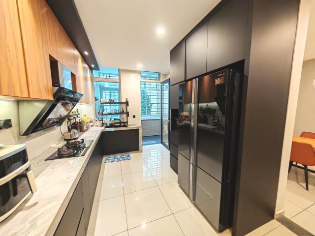 Setia Eco Cascadia - Double Storey Terrace / Fully Renovated in Top Condition / Gated & Guarded - Thumbnail 14