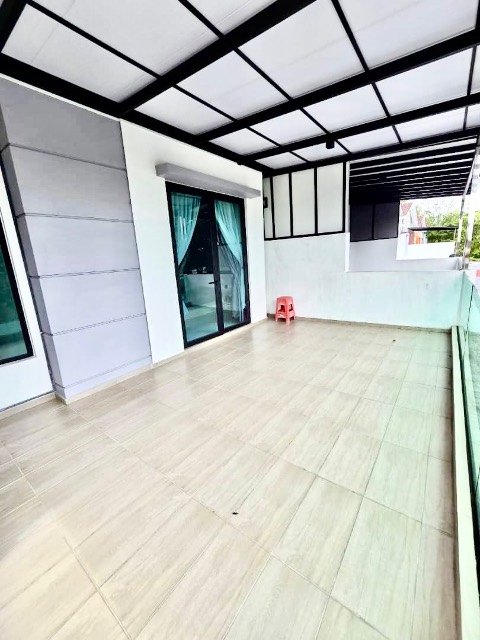 Bukit Indah - 1.5 Storey Terrace / Unblock View / Top Condition - Thumbnail 8