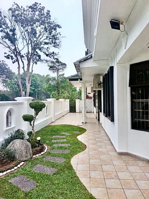 Desa Tebrau - Double Storey Terrace / Corner Lot with Extra Land / Fully Extended Unit - Thumbnail 2