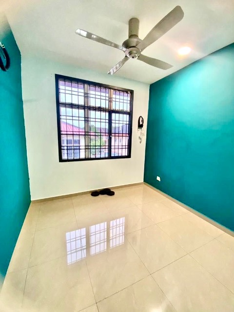 Ehsan Jaya - Double Storey Terrace / End Lot with More Land / Fully Extended & Unblock View - Thumbnail 5