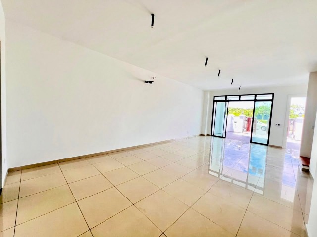 Bandar Seri Alam (South Hills) - Double Storey Terrace / Brand New Unit / Unblock Garden Viee - Thumbnail 4