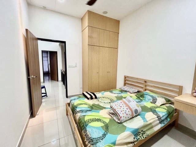 Impian Emas (Iconia) - Double Storey Corner Lot / Fully Renovated Unit / Unblock View - Thumbnail 5