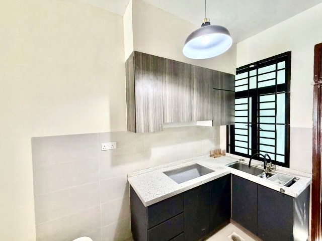 Pelangi Indah - Single Storey Terrace / Renovated & Kitchen Extended / Gated & Guarded - Thumbnail 8