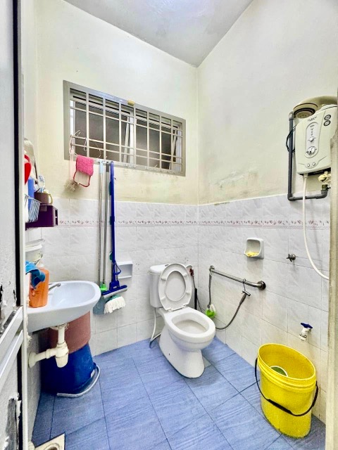 Bandar Seri Alam (Flora Heights) - Double Storey Terrace / Corner Lot with 28ft Land / Kitchen Extension - Thumbnail 12