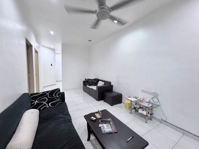 Austin Crest - Single Storey Terrace / Good Condition / 5mins to Shoplots - Thumbnail 2