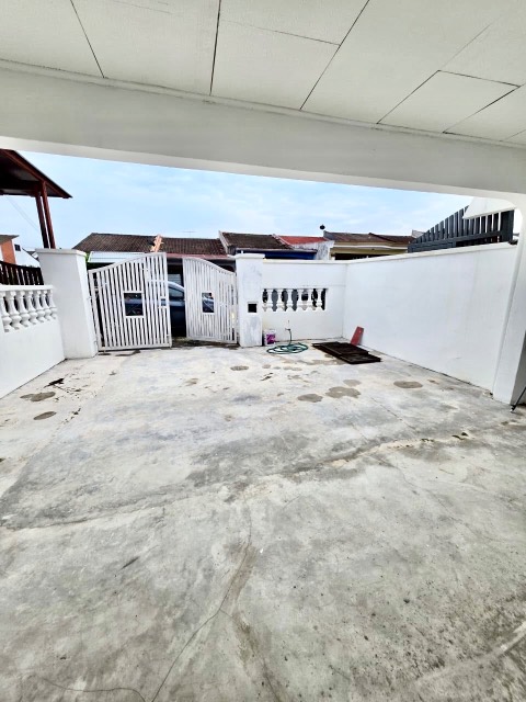 Taman Universiti - Single Storey Terrace / First Time Buyer Eligible To Waive Stamp Duty - Thumbnail 2