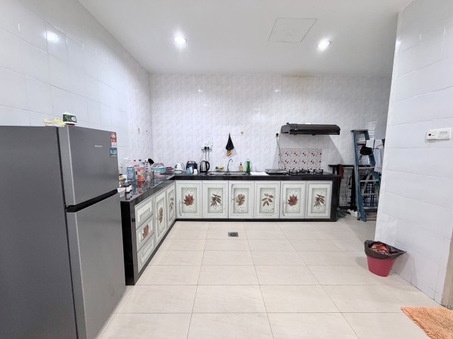 Austin Crest - Single Storey Terrace / Good Condition / 5mins to Shoplots - Thumbnail 7