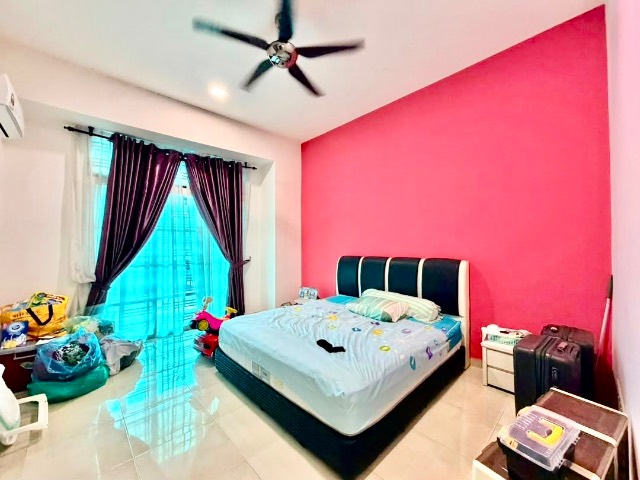 Nusa Sentral - Double Storey Terrace / Fully Renovated Unit / Nearby Tuas 2ndLink - Thumbnail 3