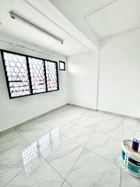 Bandar Selesa Jaya - Double Storey Low Cost / Renovated Unit / with Balcony - Thumbnail 5