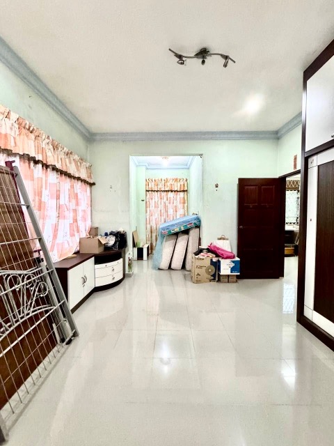 Taman Pelangi - Double Storey Terrace / Corner Lot with Extra Land / 10mins to CIQ - Thumbnail 7