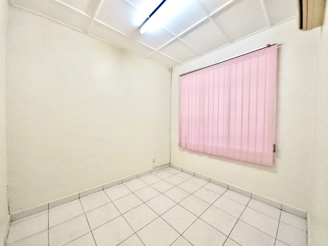 Bukit Impian - Single Storey Terrace / Hot Deal Super Low Price / Basic Renovation with Kitchen Extension - Thumbnail 5