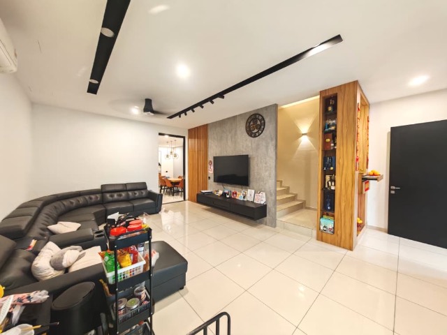 Setia Eco Cascadia - Double Storey Terrace / Fully Renovated in Top Condition / Gated & Guarded