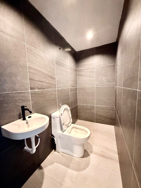 Taman Melawati - Double Storey Terrace / Fully Renovated & Extended / Nice Condition - Thumbnail 15