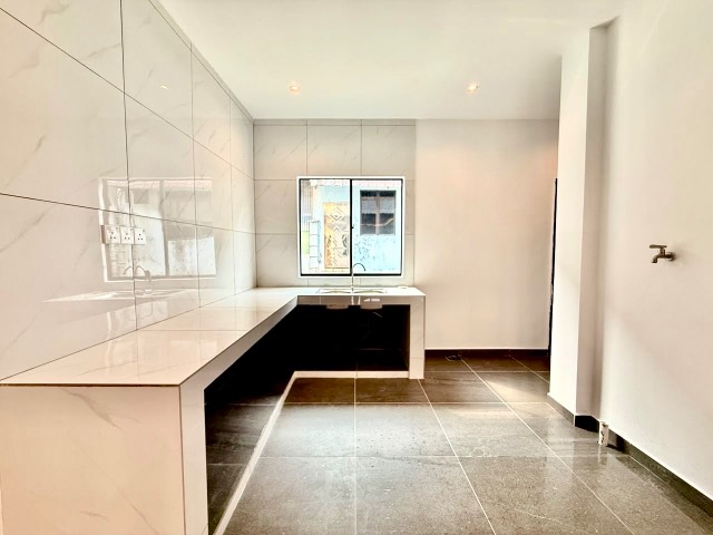 Taman Melawati - Double Storey Terrace / Fully Renovated & Extended / Nice Condition - Thumbnail 13