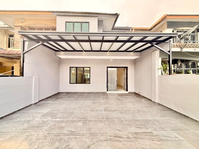 Taman Melawati - Double Storey Terrace / Fully Renovated & Extended / Nice Condition - Thumbnail 2