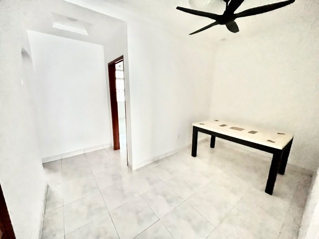 Taman Seri Orkid - Double Storey Terrace / Basic Renovation / nearby Mutiara Rini & Walking distance to Shops - Thumbnail 8