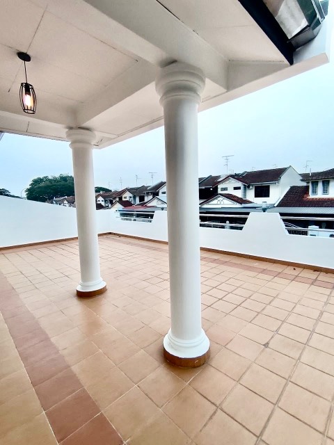 Desa Tebrau - Double Storey Terrace / Corner Lot with Extra Land / Fully Extended Unit - Thumbnail 7