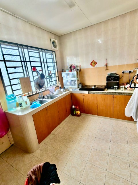 Bukit Indah - Double Storey Terrace / Full Loan Unit / Nearby Tuas & AEON Mall - Thumbnail 7
