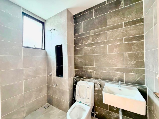 Iskandar Puteri (Senadi Hills) - Double Storey Terrace / Original Bare Unit / 20mins to Tuas - Thumbnail 12