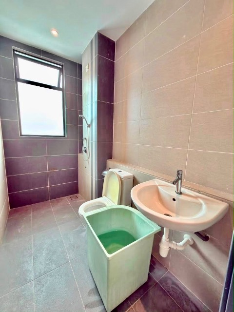 Horizon Hills - Double Storey Terrace / Fully Extended Spacious Layout / Gated & Guarded - Thumbnail 13