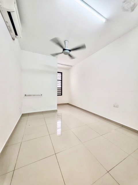 Ehsan Jaya - Double Storey Terrace / Rare Super Long Unit / Extended with MBJB Approval - Thumbnail 7