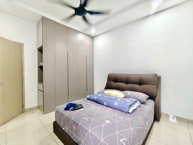 Crest Austin (Glenmarie) - Double Storey Cluster / Renovated Unit with Unblock View / Gated & Guarded - Thumbnail 5