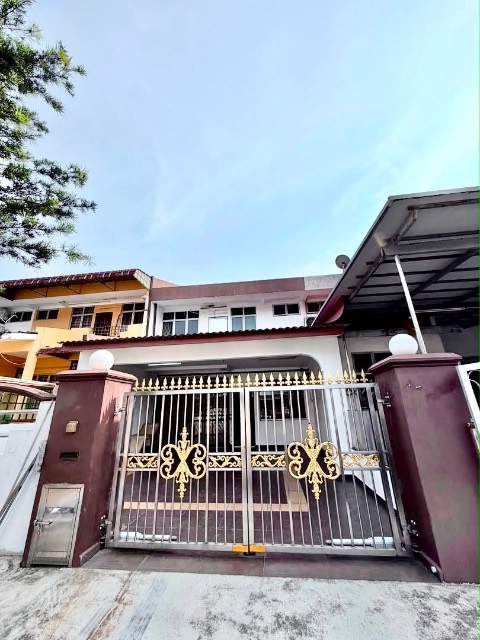 Skudai (Sri Putri) - Double Storey Terrace/ Fully Extended Unit / Good Condition