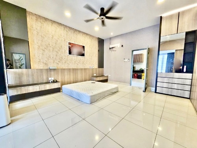 Bandar Dato Onn - Double Storey Terrace / Renovated & Extended with MBJB Approval / Gated & Guarded - Thumbnail 2