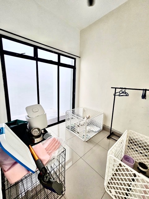 Mutiara Rini (Opal) - Three Storey Cluster House / Renovated & Furnished / Gated & Guarded - Thumbnail 8
