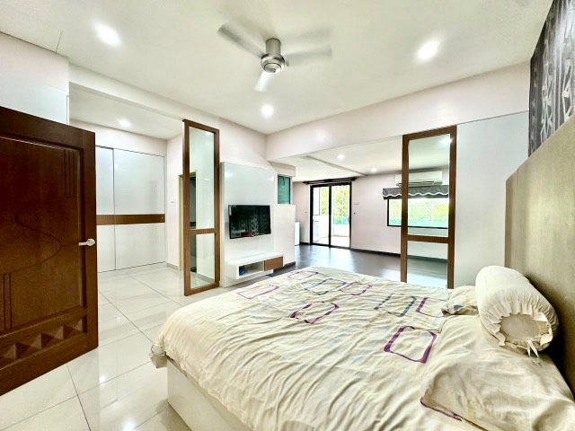 Seri Austin (Lakeview) - Double Storey Terrace / Fully Renovated & Furnished / Unblock View - Thumbnail 3