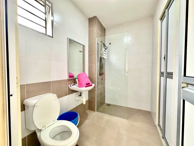 Seri Austin (Lakeview) - Double Storey Terrace / Fully Renovated & Furnished / Unblock View - Thumbnail 16