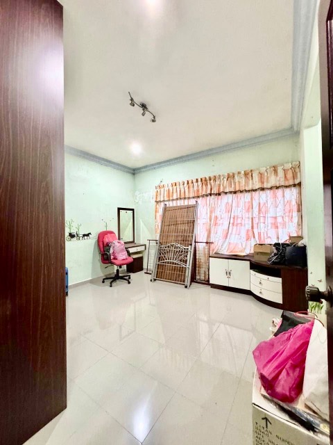 Taman Pelangi - Double Storey Terrace / Corner Lot with Extra Land / 10mins to CIQ - Thumbnail 9