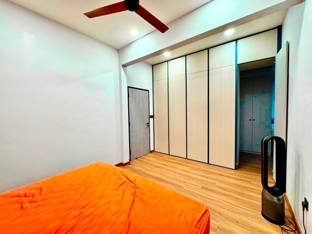 Impian Emas (Iconia Garden) - Double Storey Terrace / Corner Lot with Extra 20ft Land / Fully Renovated & Extended - Thumbnail 8