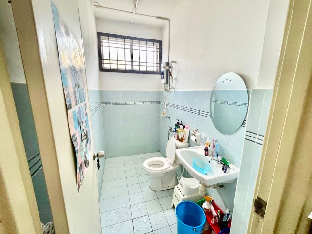 Setia Indah - 1.5 Storey Terrace / Basic Renovated / Gated & Guarded - Thumbnail 14