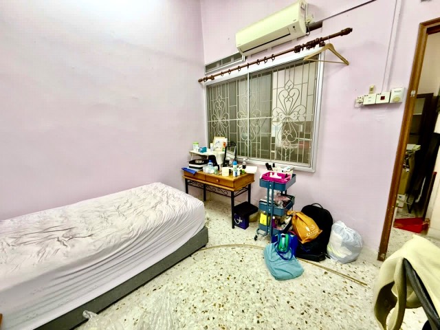 Taman Sentosa - Single Storey Terrace / Right Opposite of Restaurants / 10 mins to CIQ - 缩略图 6